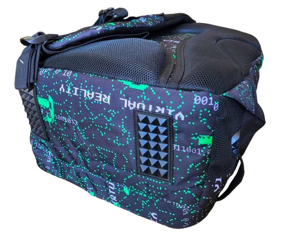 Mugursoma ar četriem nodalījumiem VR Gamer