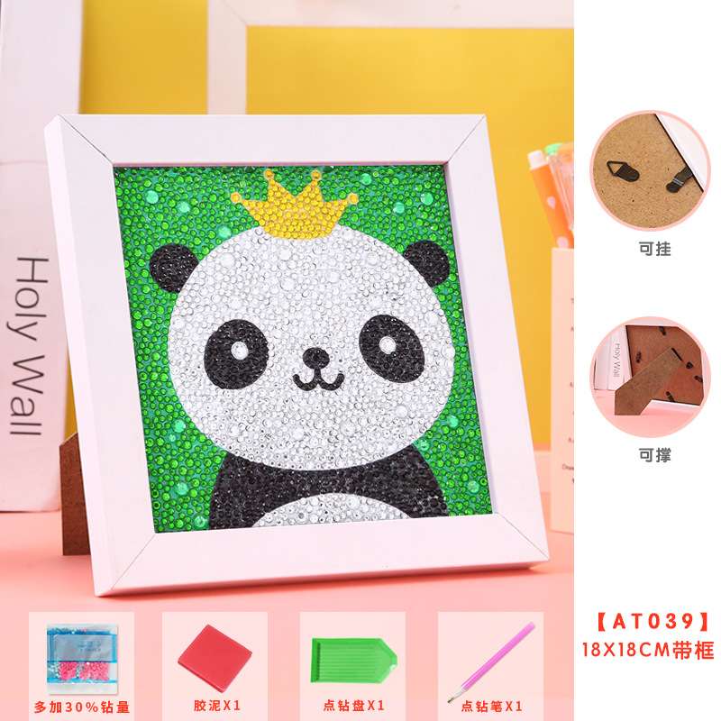  Dimanta mozaīka 15x15 cm ar foto rāmi Panda ar diadēmu