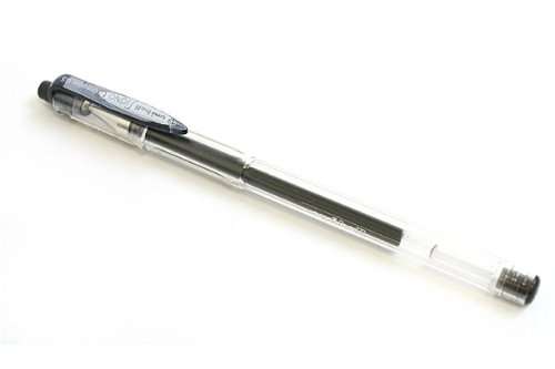 Ручка гелевая черная UNI UM-101ER (0.5)