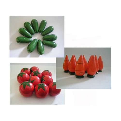 Sarakstu materiāls dārzeņi (burkāni,tomāti vai gurķi)