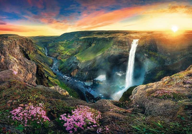 Puzle 2000 Trefl: Háifoss ūdenskritums, Islande