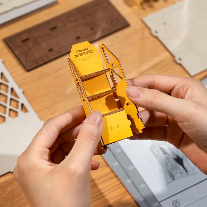 3D складная миниатюра  ROBOTIME - Garden House