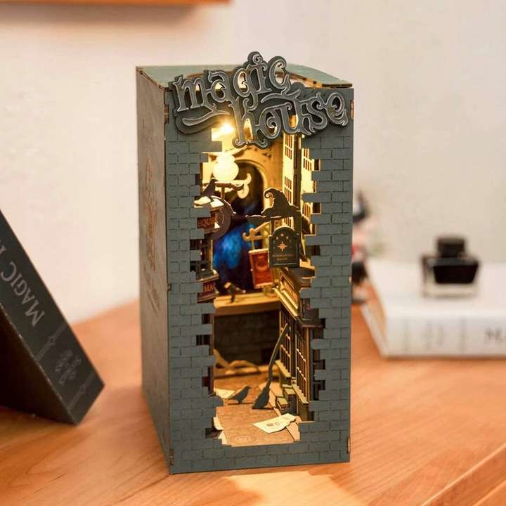 3D складная миниатюра ROBOTIME Дом магии