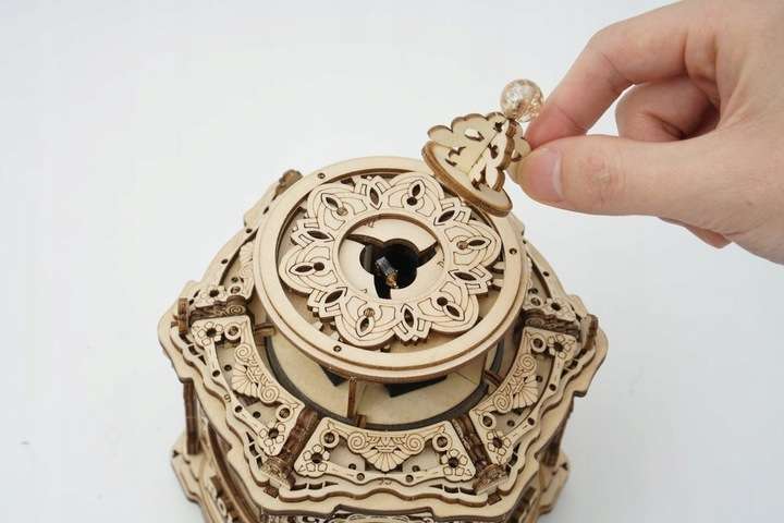Деревянный 3D пазл ROBOTIME- Музыкальная шкатулка Секретный сад, 315 деталей