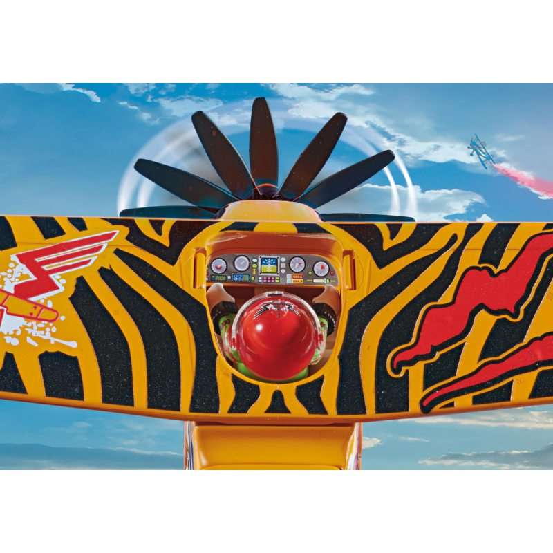 Воздушное каскадерское шоу - Пропеллерный самолет Тигр
