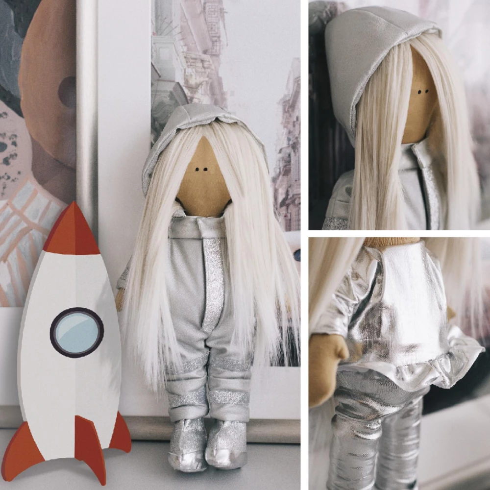 Šūšanas komplekts. Interjera lelle ar rokām Kosmonauts Dakota, 30 cm