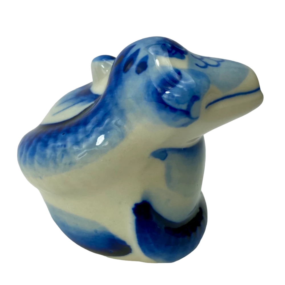 Porcelāna statuete - Kāpšanas čūska (9x5)