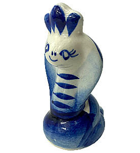Porcelāna figūriņa - Čūska - kobra ar kroni (7x3,5)
