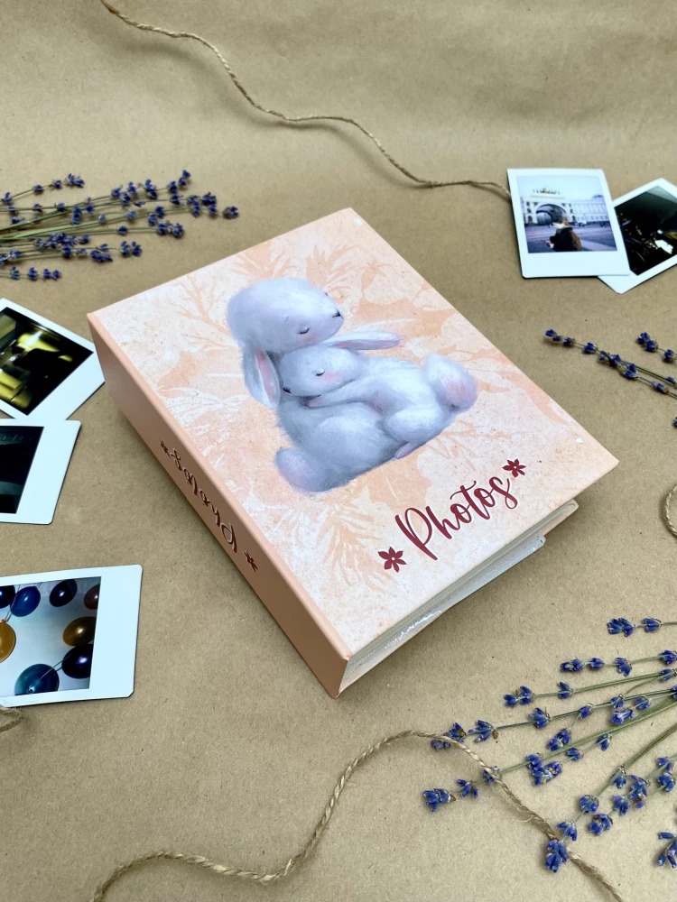 Fotoalbums uz 100 fotogrāfijām - Bunny life. Zaķu dzīve (10x15)