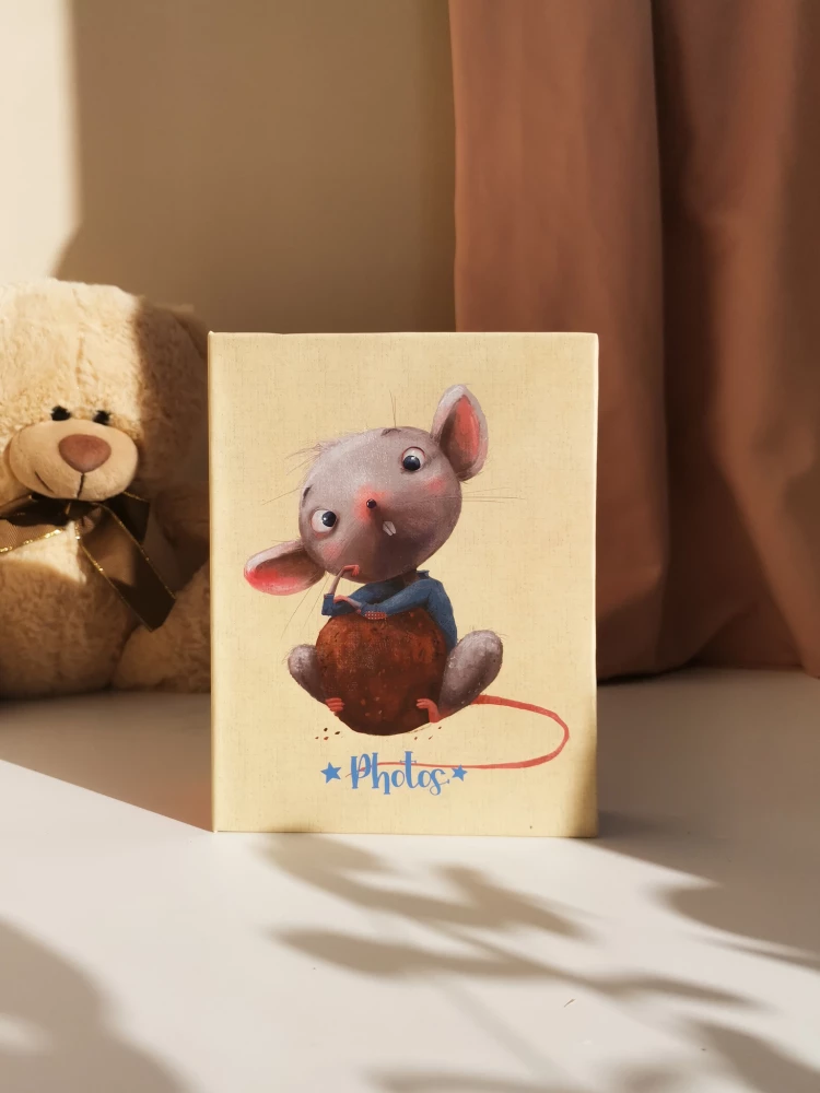 Фотоальбом на 100 фото - Mice and bunny. Мышка (10х15)