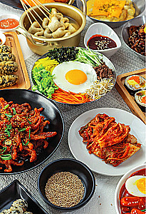Pēgopā! Ttokpoki, ramyeon, kimbap un citi recepti no jūsu iecienītākajām dorām